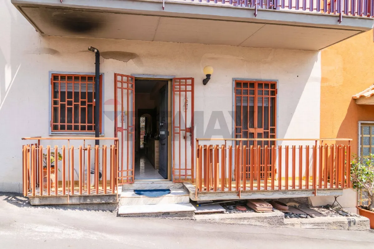 Appartamento in vendita a Aci Catena - foto 2