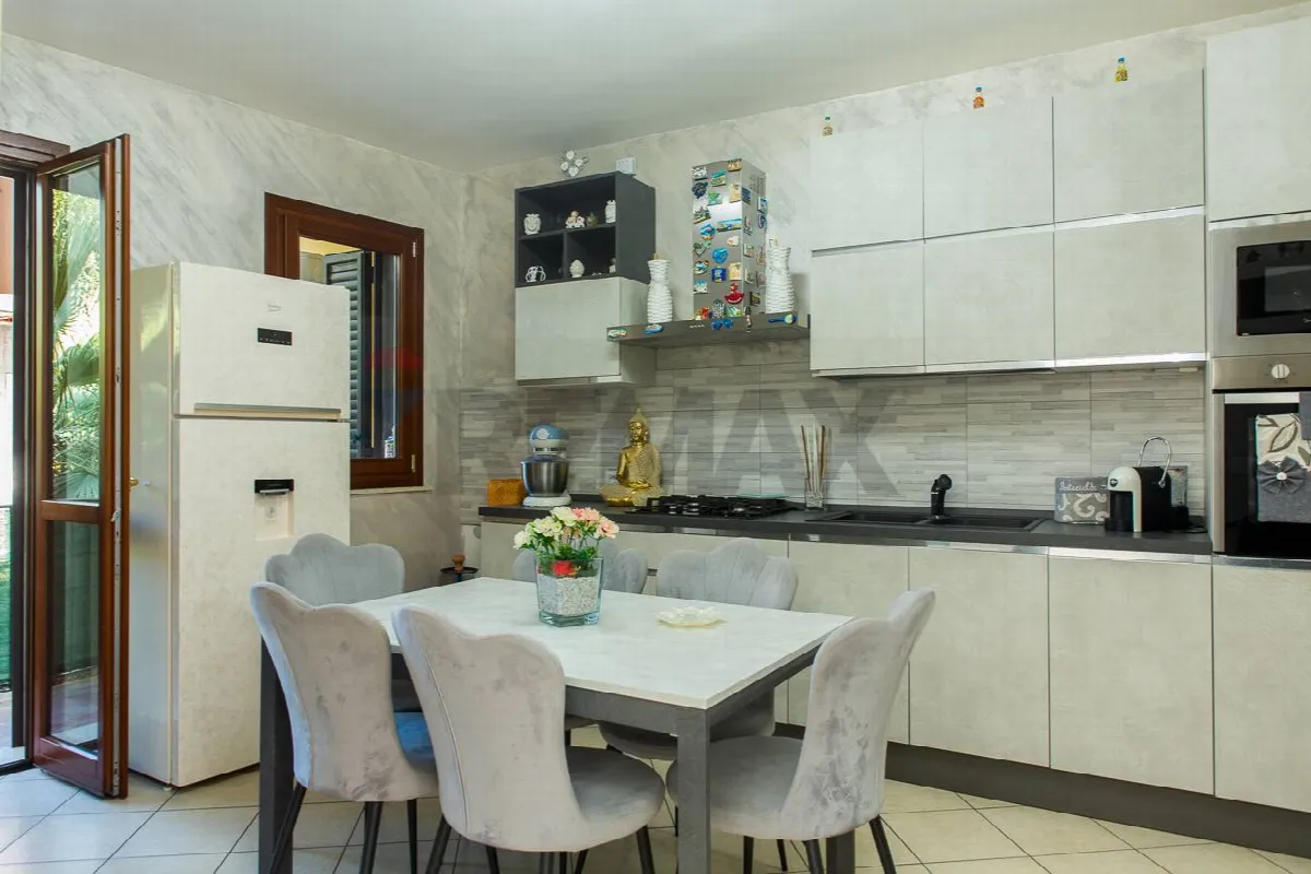 Appartamento in vendita a Motta Sant'Anastasia - foto 3