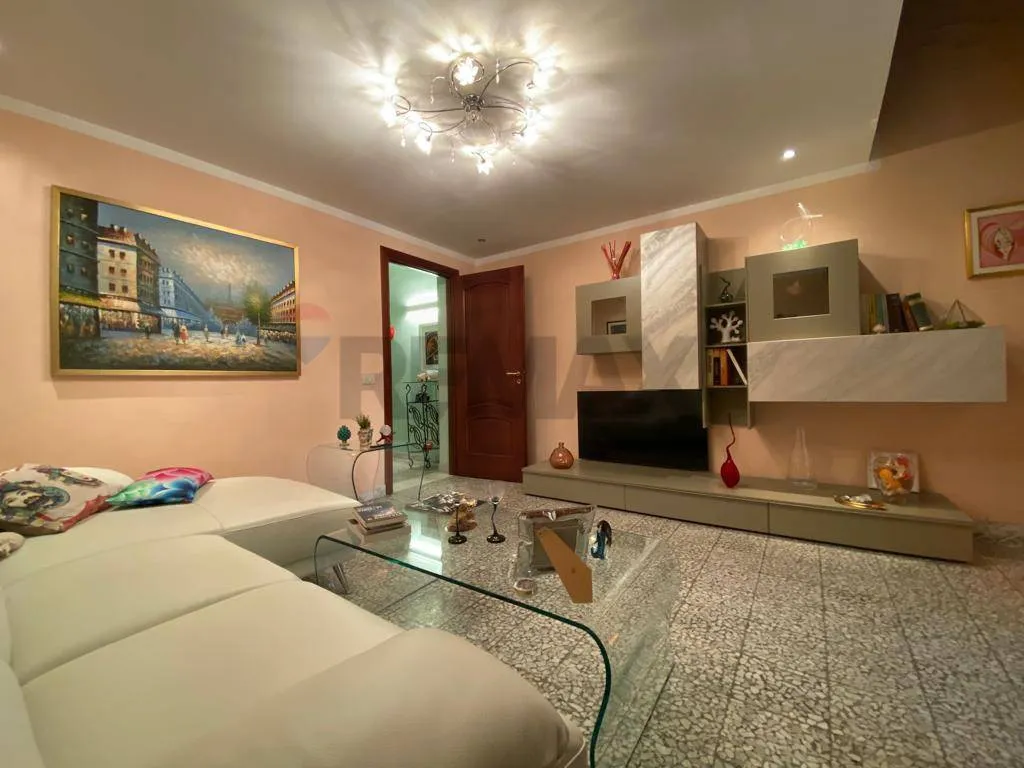 Appartamento in vendita a Catania, Gioieni - foto 1