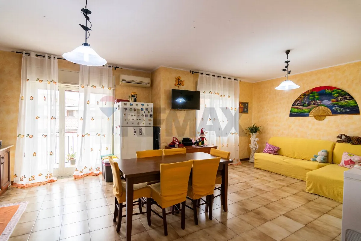 Appartamento in vendita a Aci Sant'Antonio - foto 1