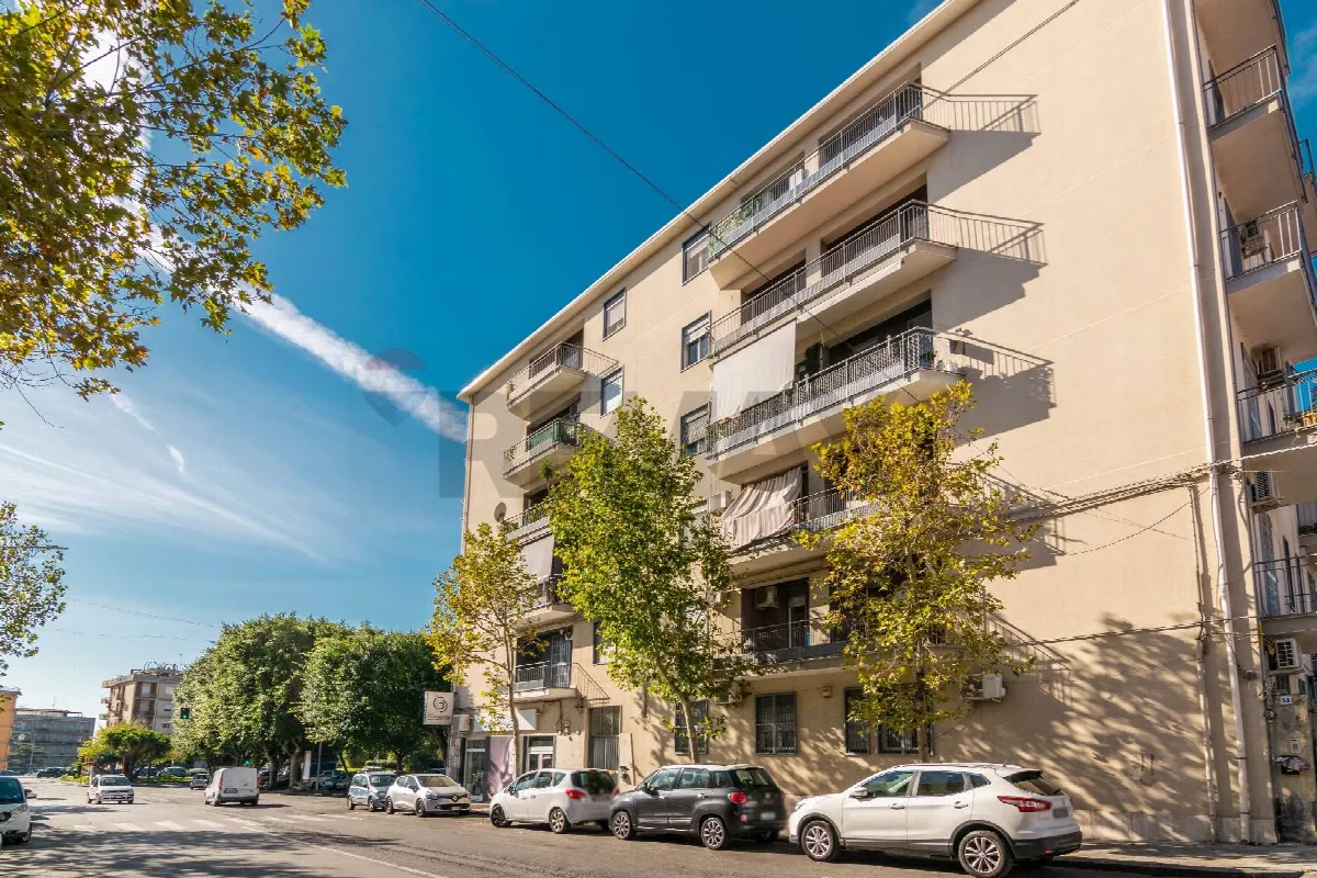 Appartamento in vendita a Catania, Viale Rapisardi - foto 2