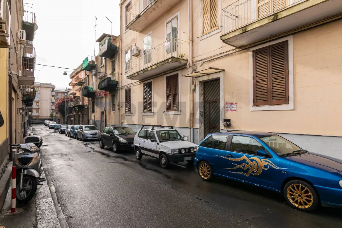 Appartamento in vendita a Catania, Viale Rapisardi - foto 2