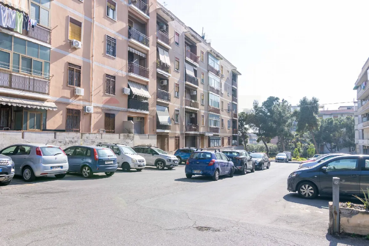 Appartamento in vendita a Catania, Viale Rapisardi - foto 2