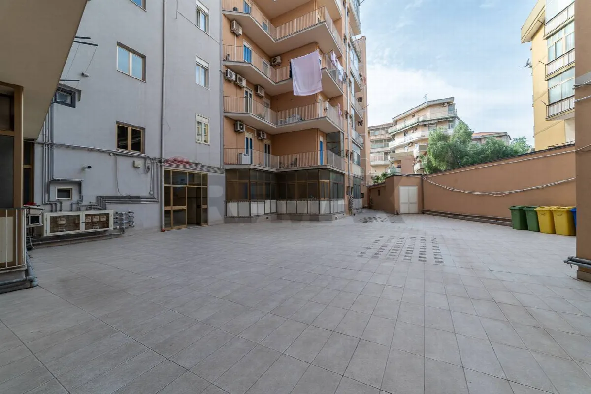 Appartamento in vendita a Catania, Viale M. Rapisardi - Lavaggi - foto 3
