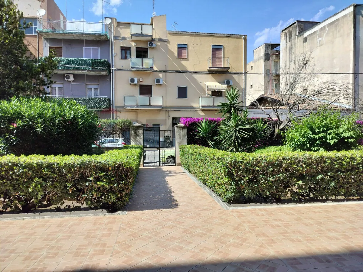Appartamento in vendita a Catania, Viale Rapisardi - foto 2