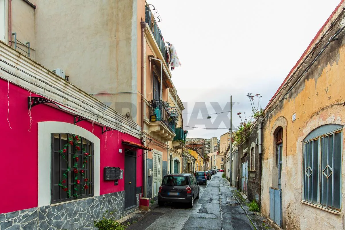 Appartamento in vendita a Catania, Borgo - foto 2