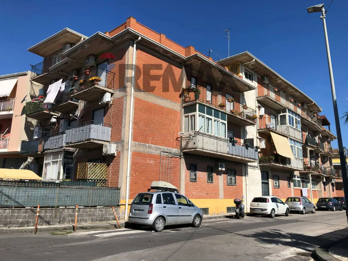 Appartamento in vendita a Camporotondo Etneo - foto 2