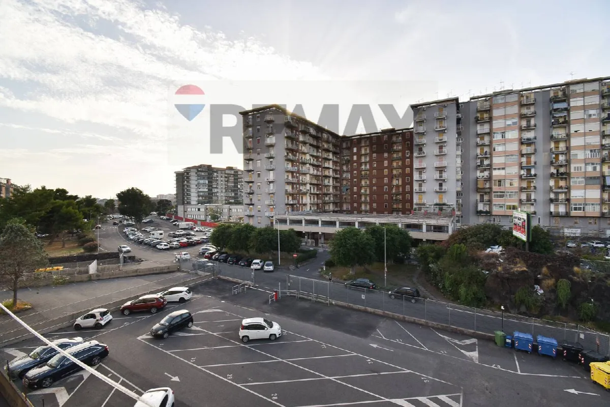 Appartamento in vendita a Catania, De Gasperi - p.zza Europa - foto 2