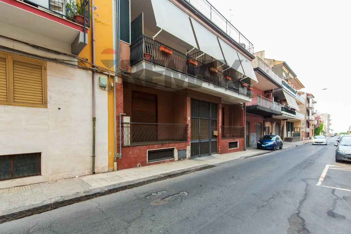 Appartamento in vendita a Aci Castello - foto 1