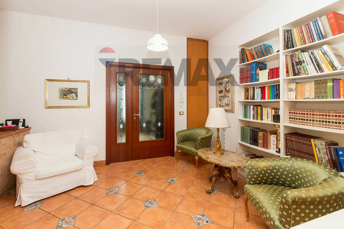 Appartamento in vendita a Aci Castello - foto 2