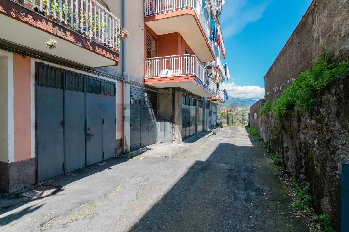 Appartamento in vendita a Aci Sant'Antonio - foto 8