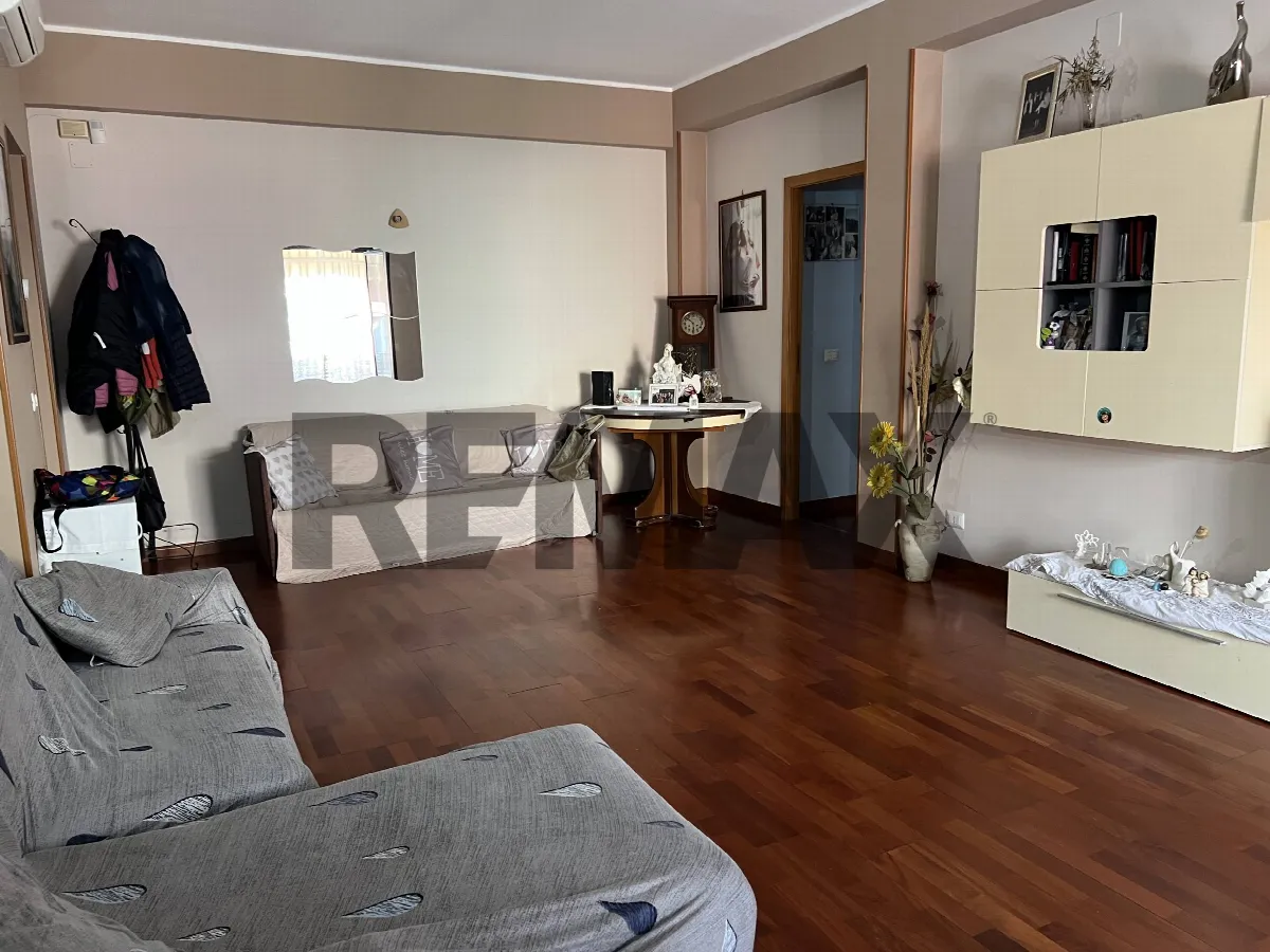 Appartamento in vendita a Aci Catena - foto 1