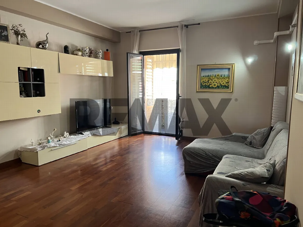 Appartamento in vendita a Aci Catena - foto 2