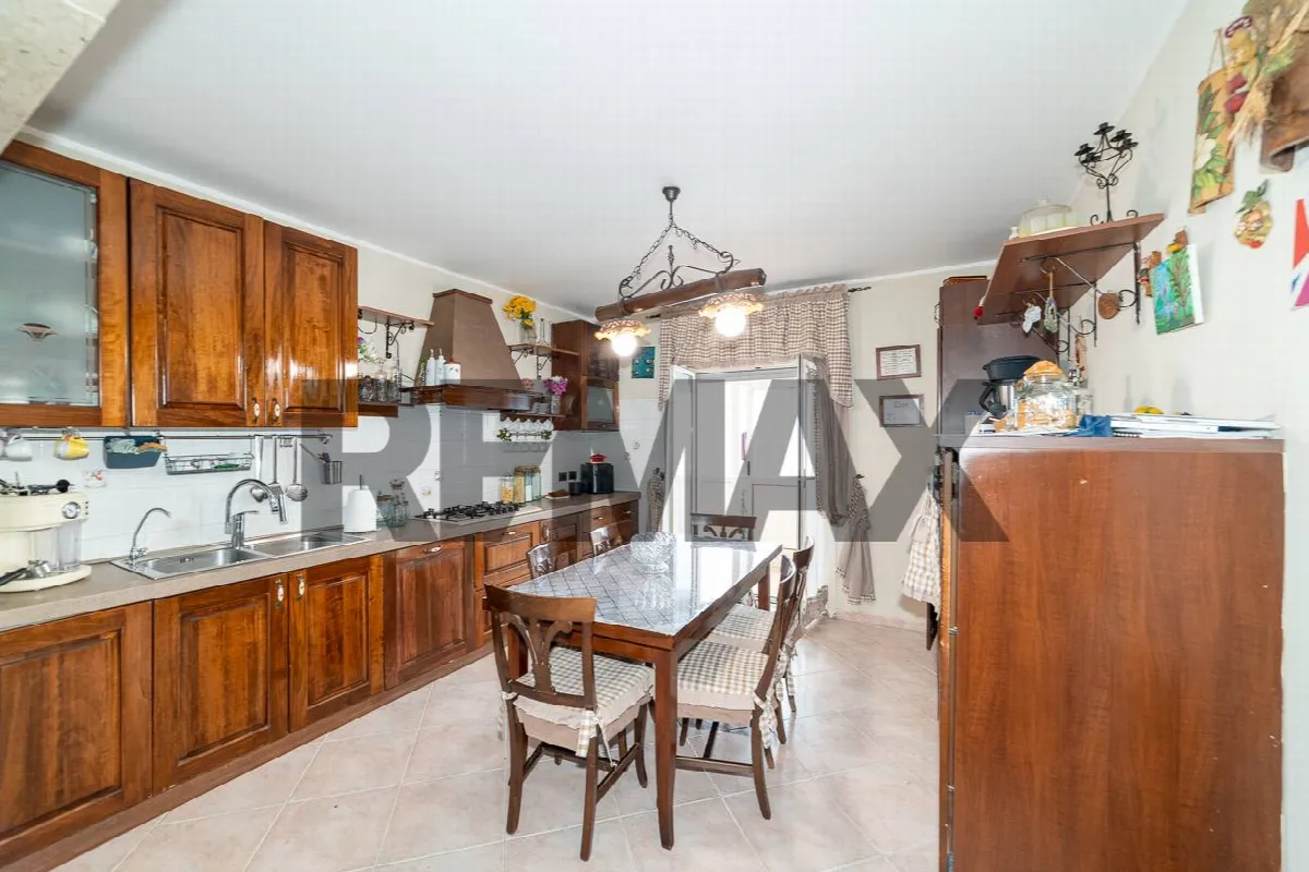 Appartamento in vendita a Aci Catena, Aci San Filippo - foto 2