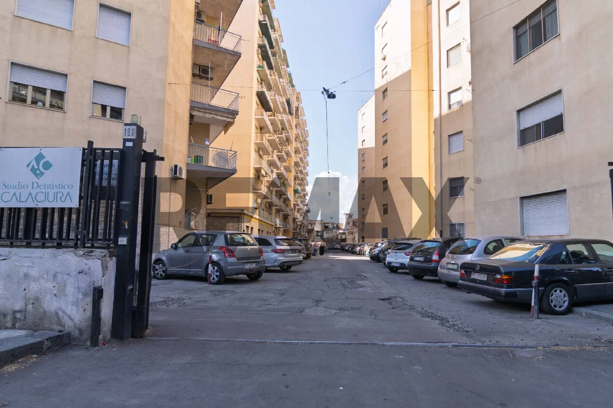 Appartamento in vendita a Catania, Viale Rapisardi - foto 2