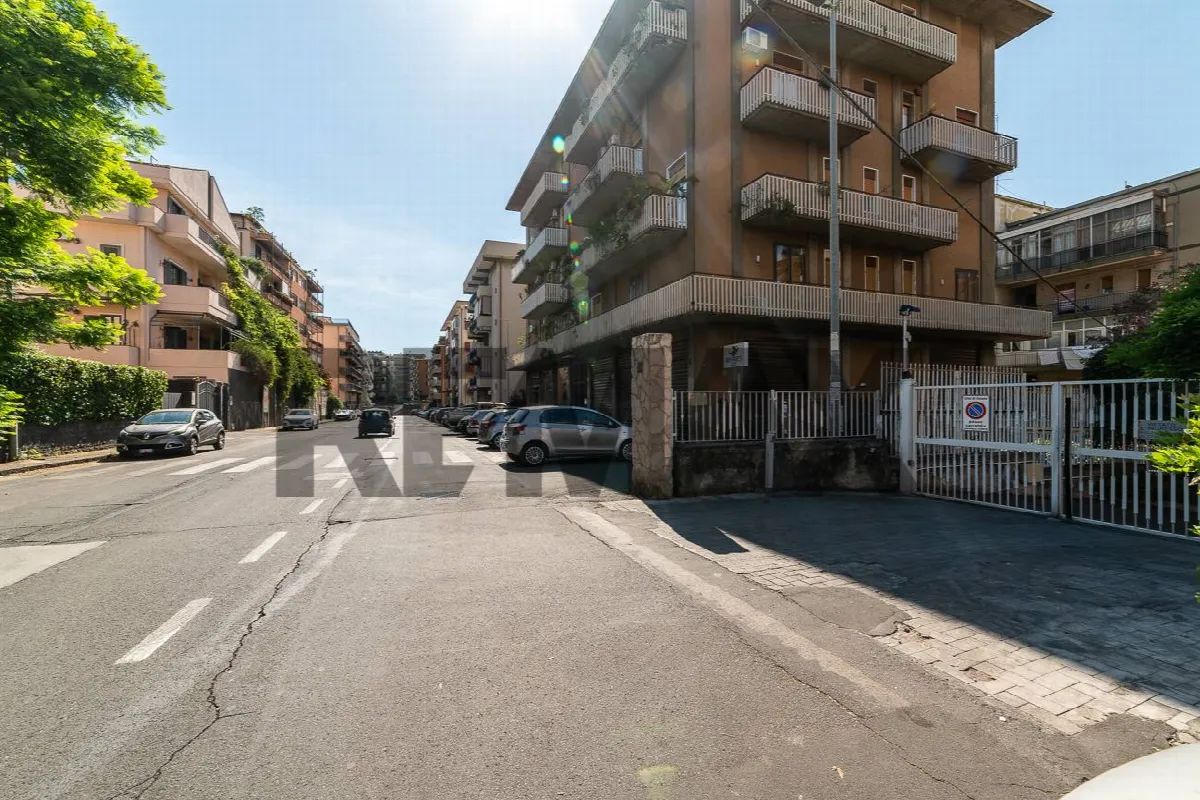 Appartamento in vendita a Catania, Vulcania - foto 2