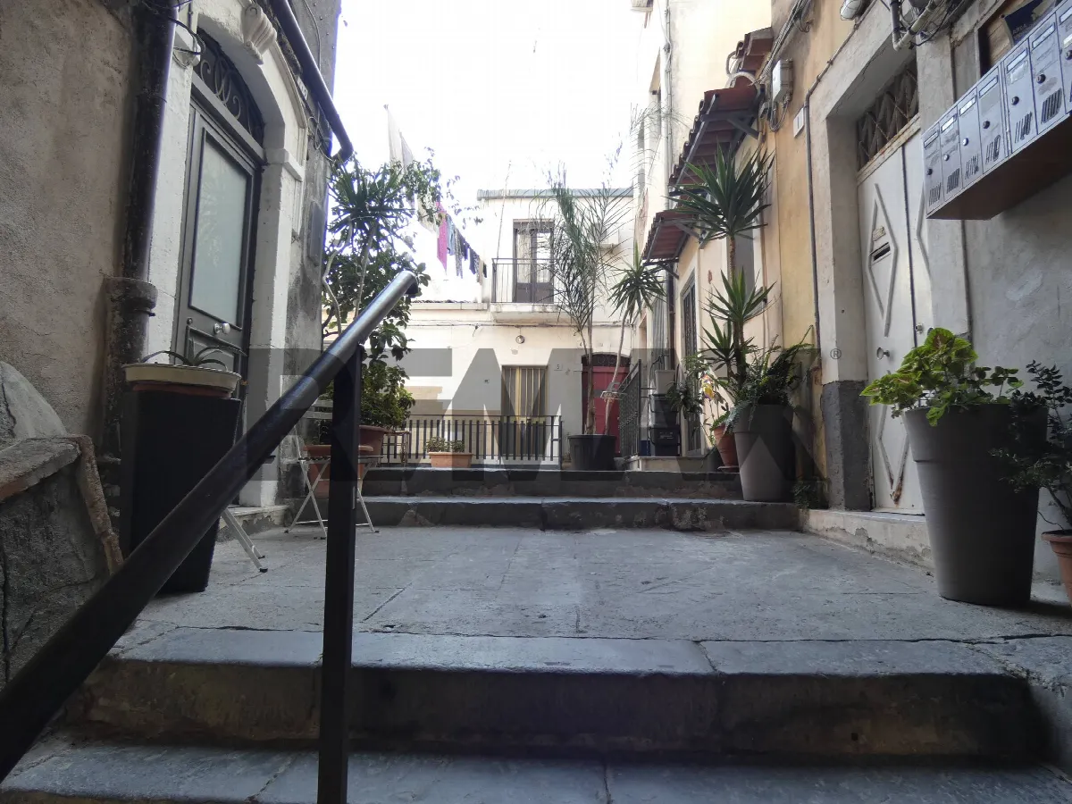 Appartamento in vendita a Catania, Centro Storico - foto 2