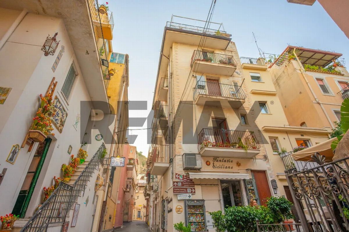 Appartamento in vendita a Taormina, Centro - foto 2