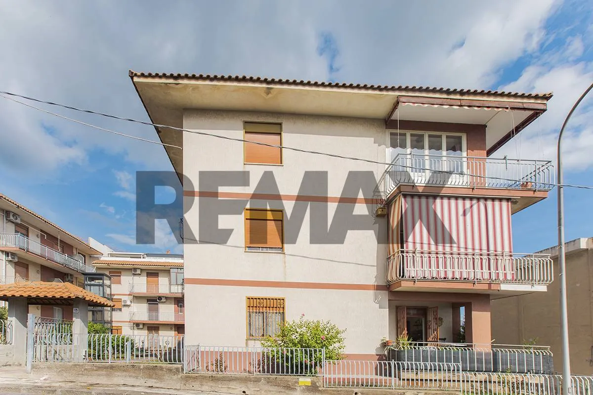 Appartamento in vendita a Fiumefreddo di Sicilia - foto 2