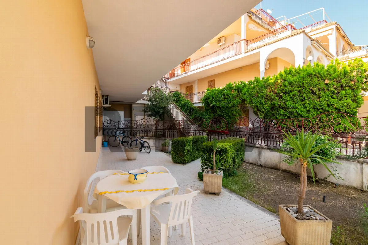 Appartamento in vendita a Letojanni, Contrada Sillemi - foto 9