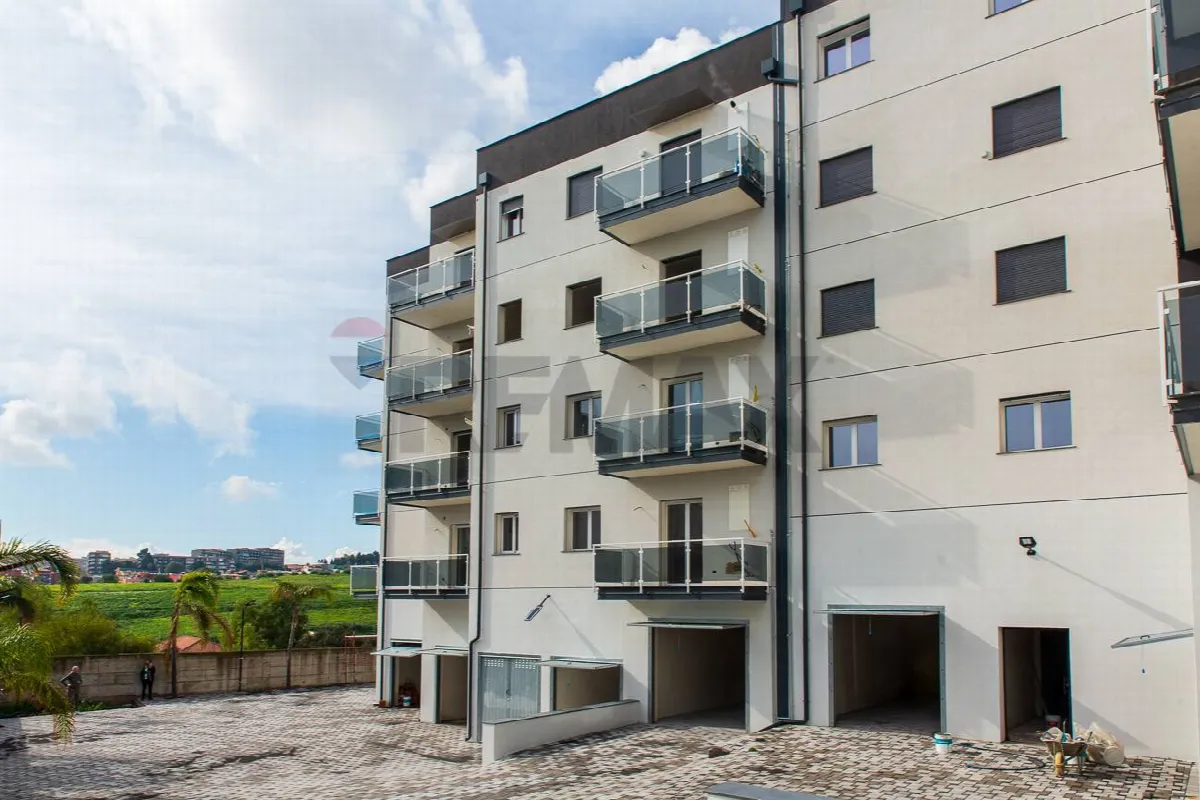 Appartamento in vendita a Catania, Viale Rapisardi - foto 2