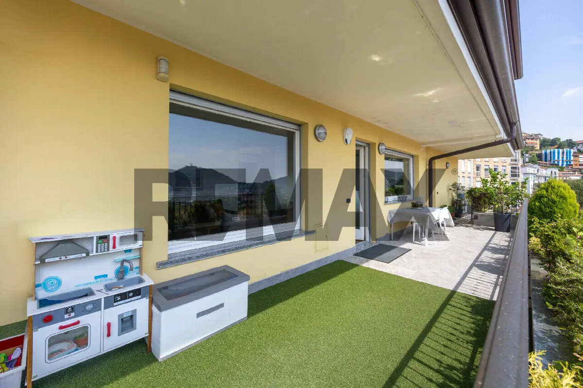 Appartamento in vendita a Como, Centro - foto 4