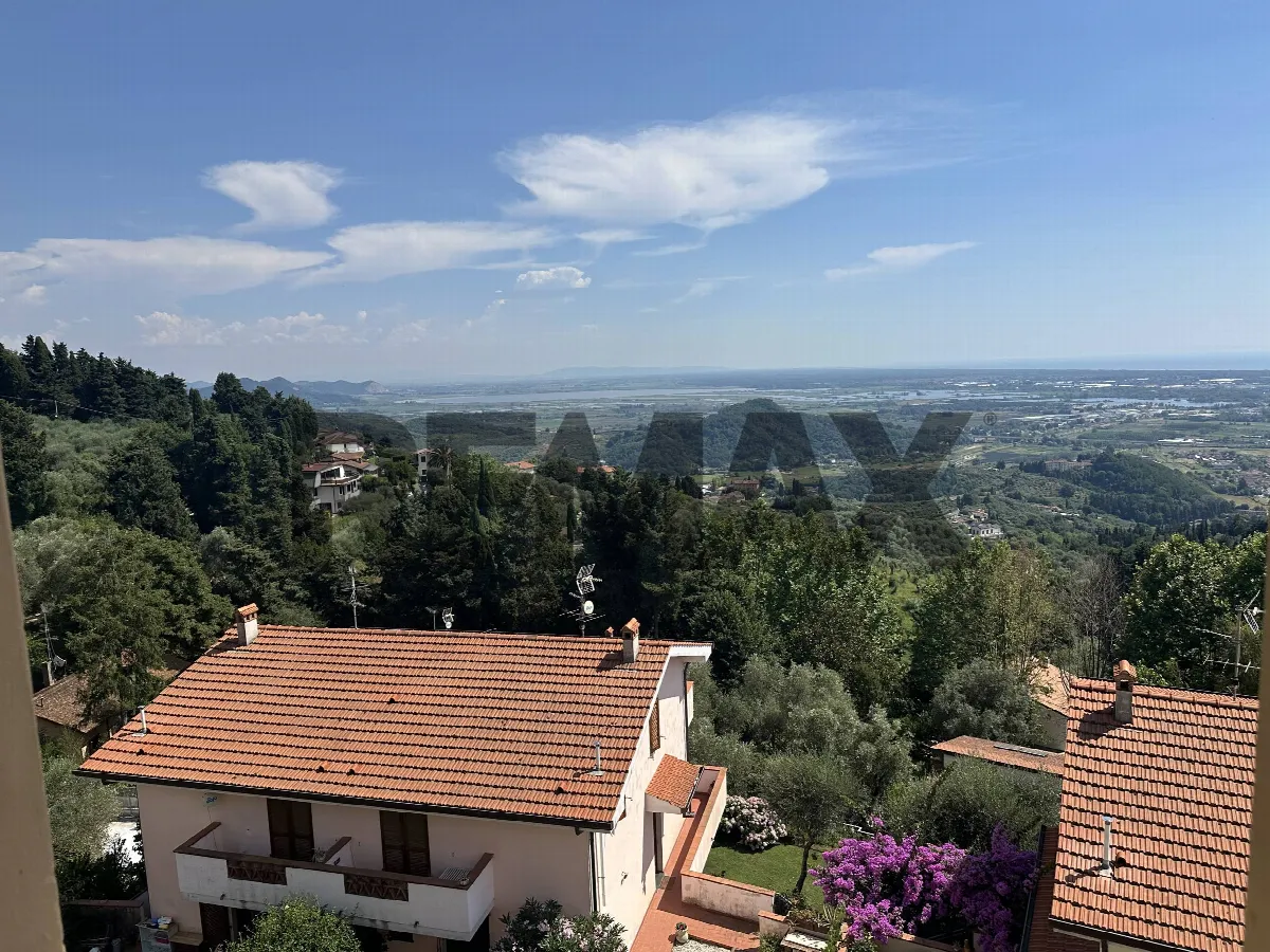 Appartamento in vendita a Massarosa, Corsanico - foto 1