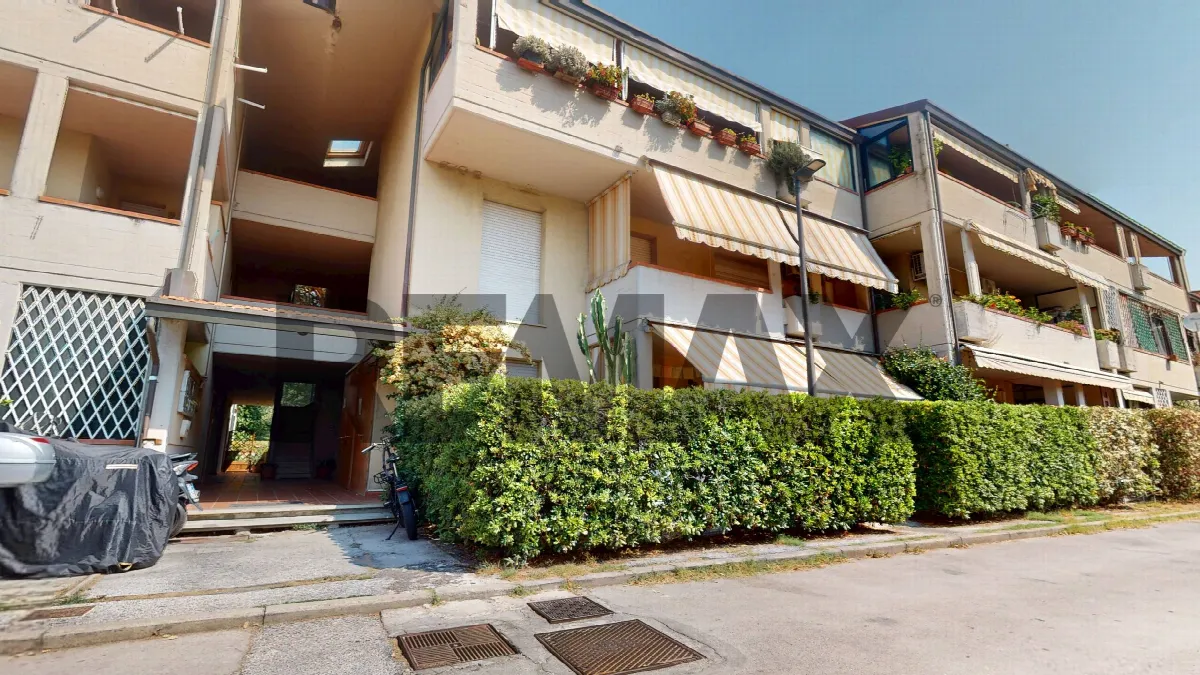 Appartamento in vendita a Viareggio, Torre del Lago Puccini - foto 1