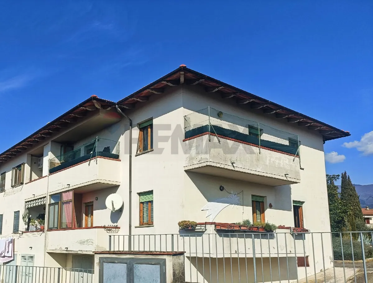 Appartamento in vendita a Loro Ciuffenna, Centro - foto 4