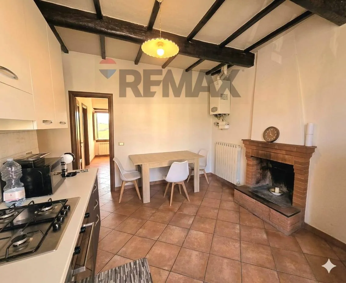 Appartamento in vendita a Loro Ciuffenna, Centro - foto 1
