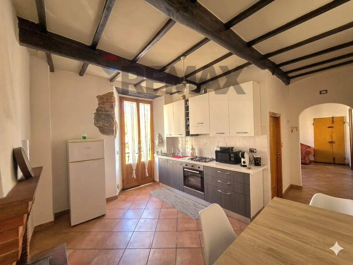Appartamento in vendita a Loro Ciuffenna, Centro - foto 2