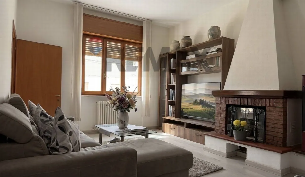 Appartamento in vendita a Arezzo, Chiassa-Tregozzano - foto 1