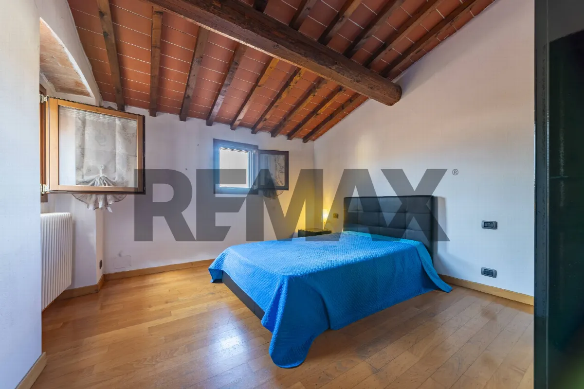 Appartamento in vendita a San Giovanni Valdarno, Centro - foto 9
