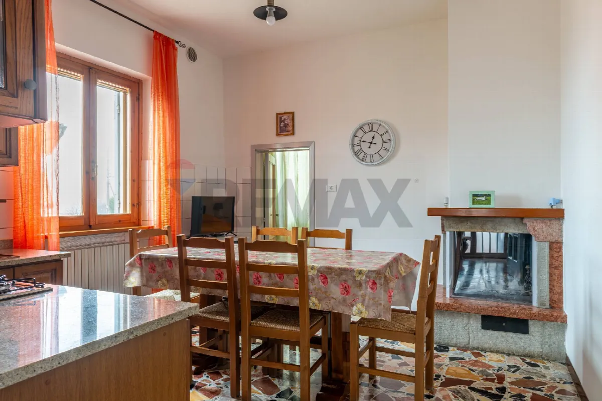 Appartamento in vendita a Castiglion Fiorentino, La Nave - foto 1