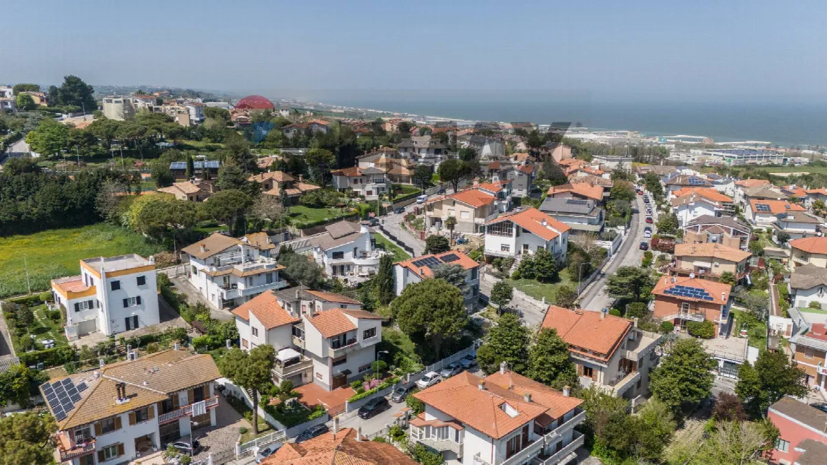 Appartamento in vendita a Montemarciano, Marina di Montemarciano - foto 2