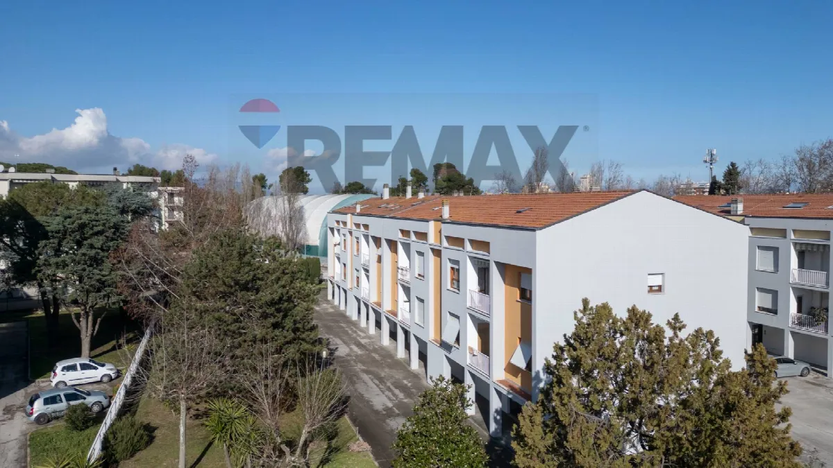Appartamento in vendita a Porto Recanati, Quartiere Ovest - Grotte - Montarice - foto 1