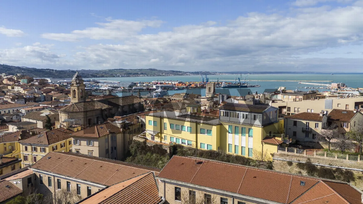 Appartamento in vendita a Ancona, Centro storico - foto 5