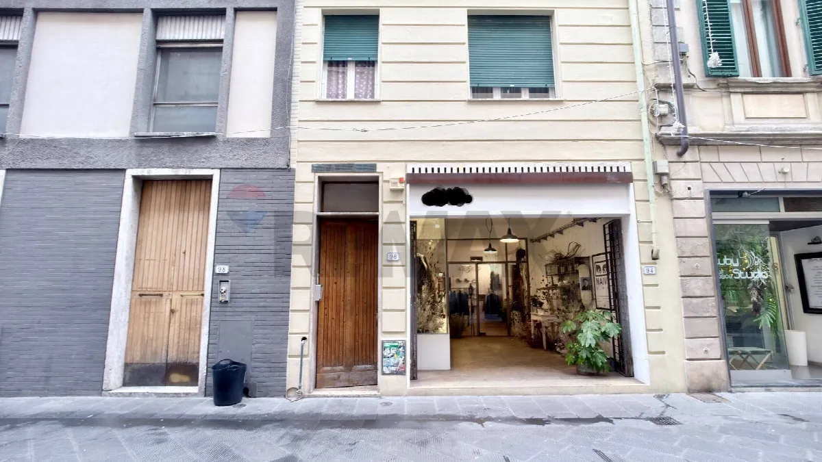 Appartamento in vendita a Empoli, Centro - foto 1