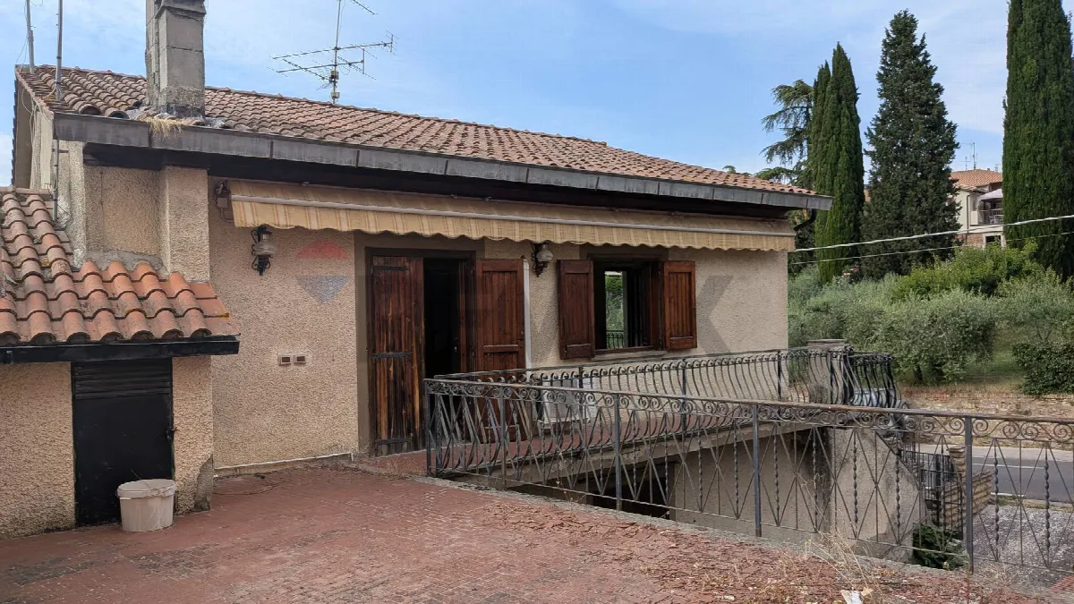 Appartamento in vendita a Castiglione del Lago, Pozzuolo - foto 1