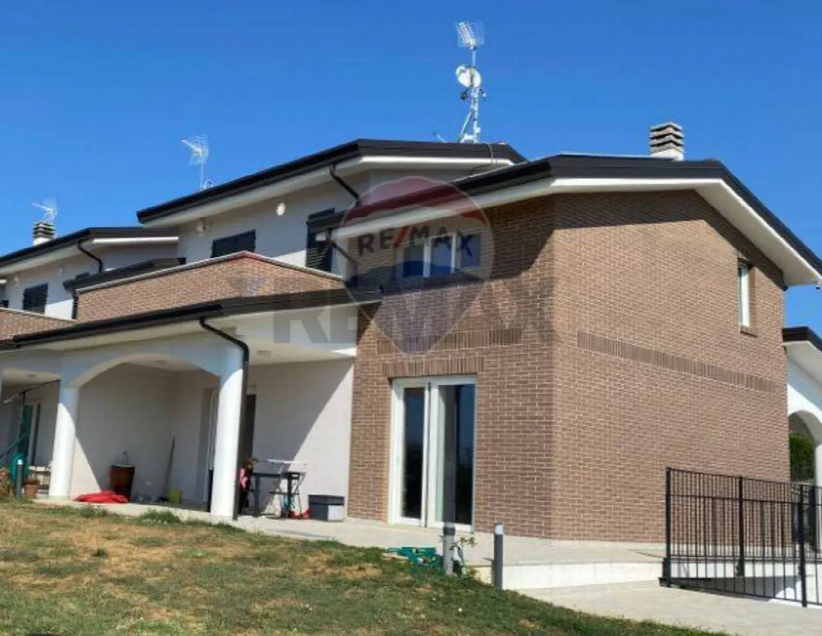 Nuove costruzioni in vendita a Perugia, Ponte Valleceppi - foto 1