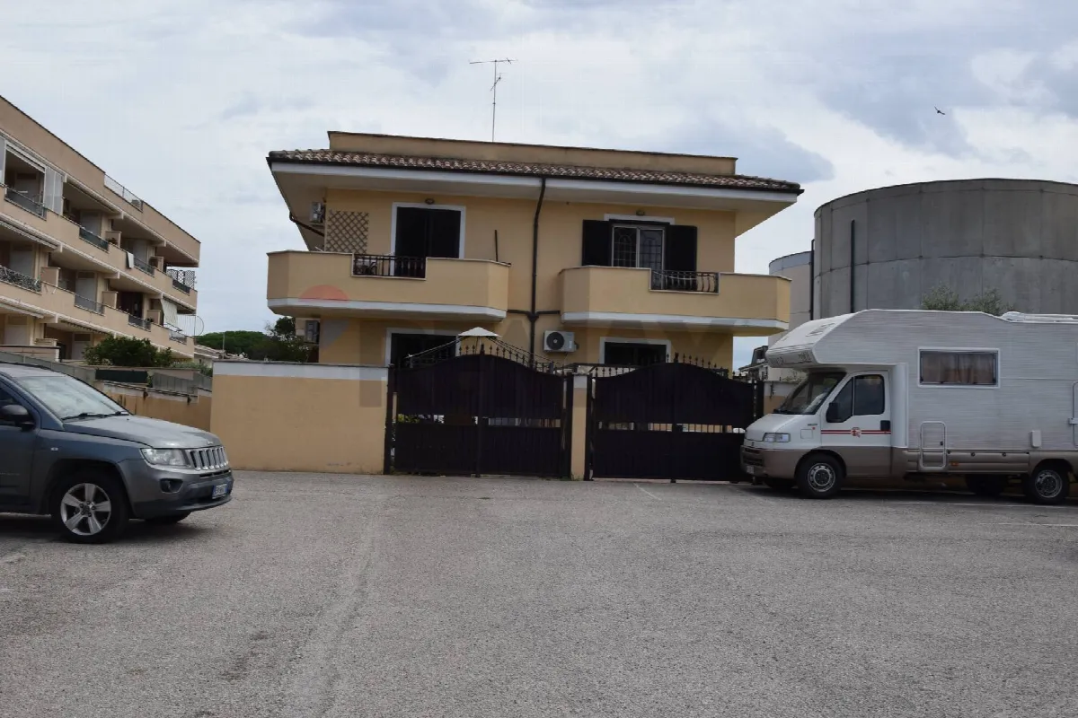 Appartamento in vendita a Ardea, Tor San Lorenzo - foto 2