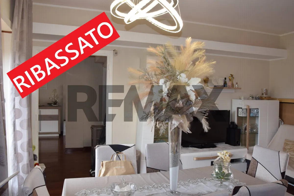 Attico/Mansarda in vendita a Pomezia, Centro - foto 1
