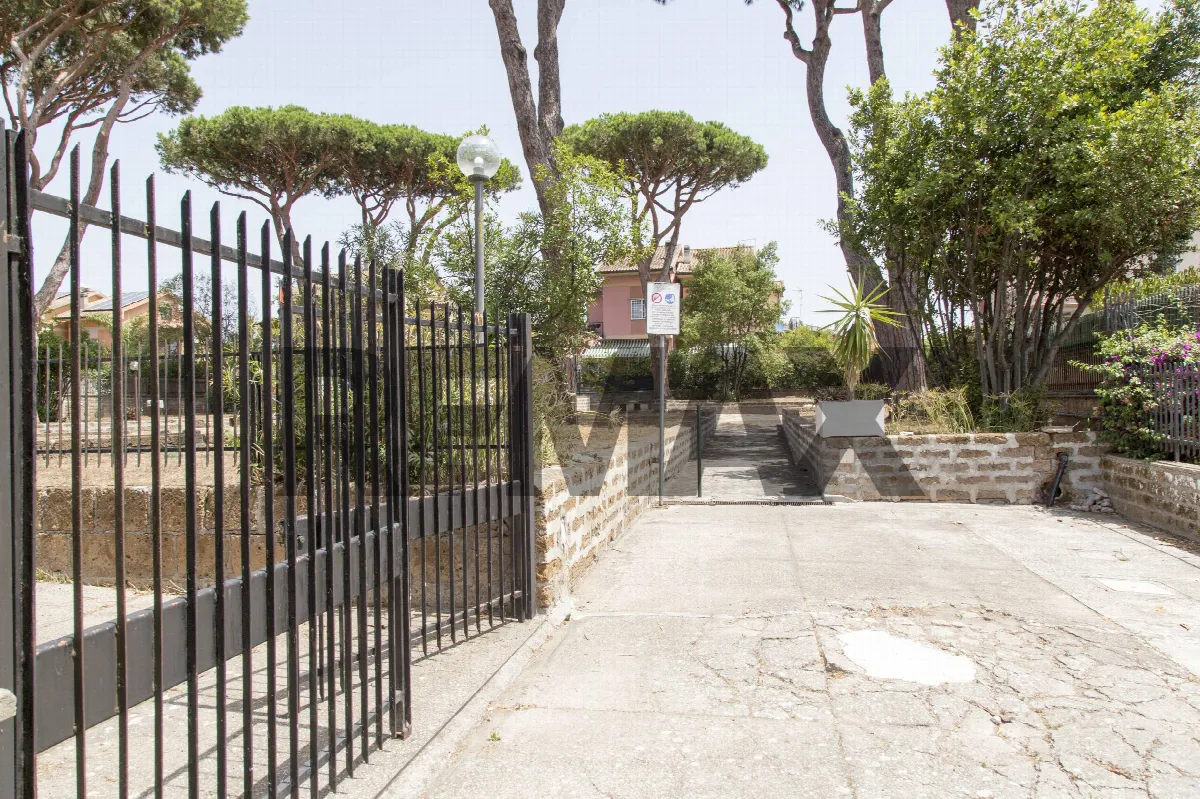 Appartamento in vendita a Anzio, Villa Claudia - foto 2