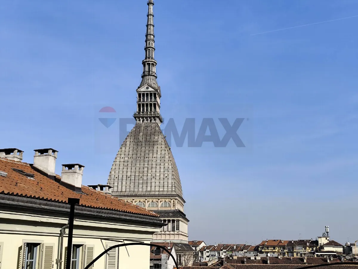 Appartamento in vendita a Torino, Centro - foto 2