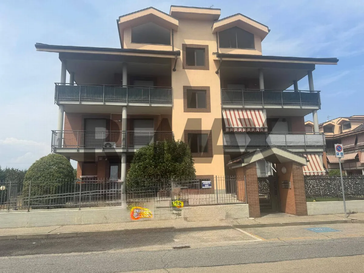 Appartamento in vendita a Beinasco, Fornaci - foto 2