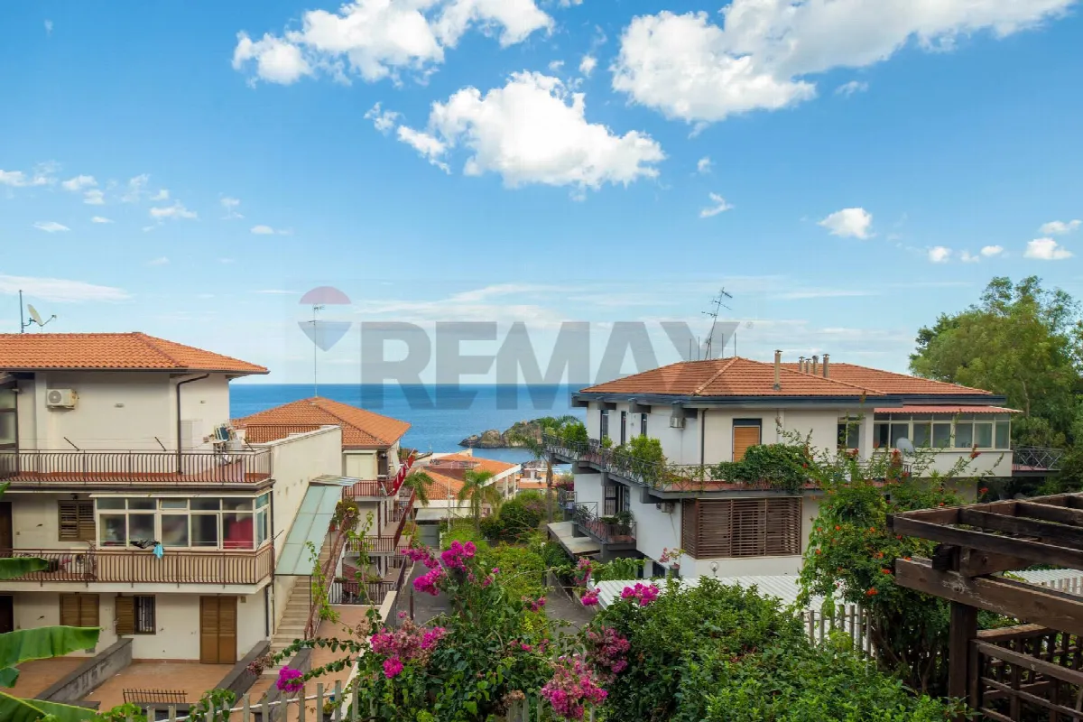 Appartamento in vendita a Aci Castello, Acitrezza - foto 1
