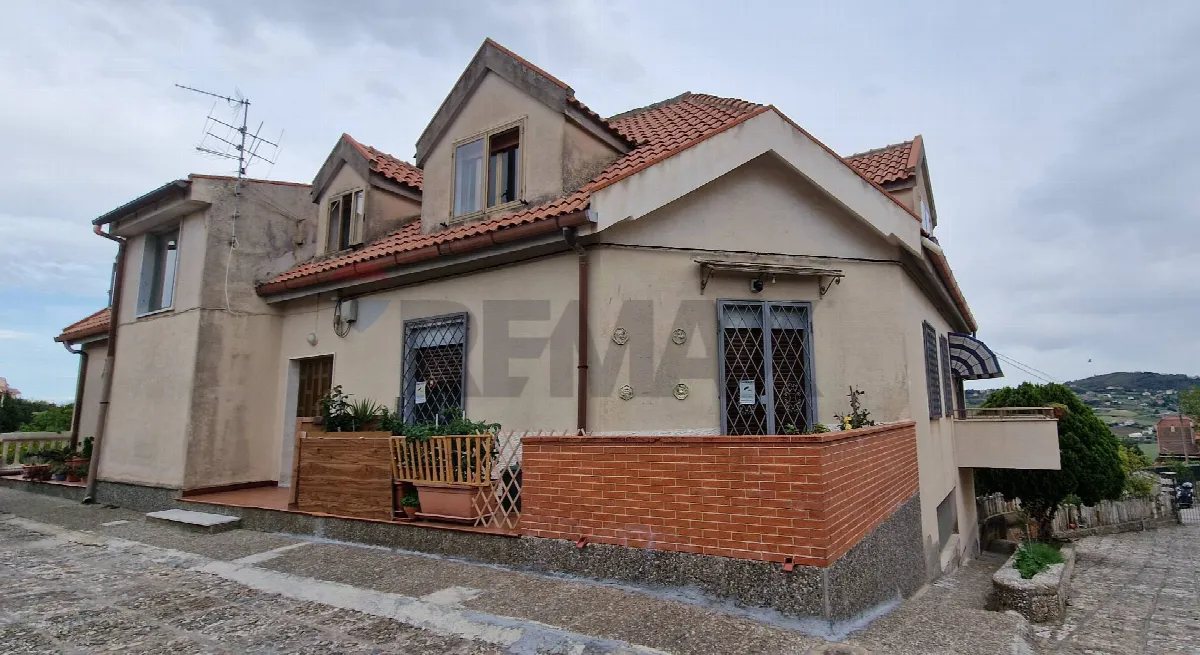 Appartamento in vendita a Enna, Enna Bassa periferia - foto 1
