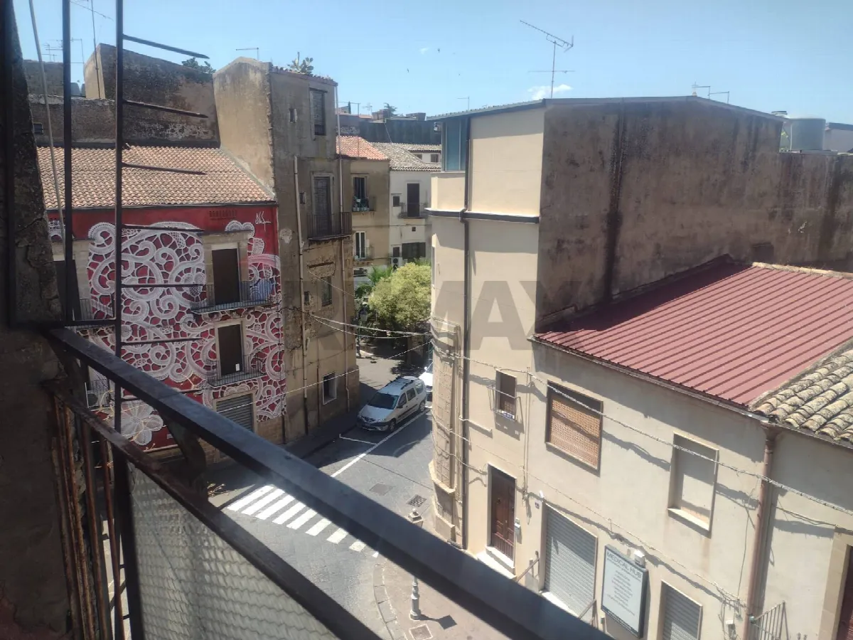 Appartamento in vendita a Mirabella Imbaccari - foto 2