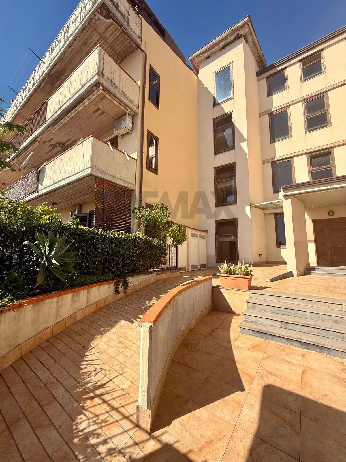 Appartamento in vendita a Fiumefreddo di Sicilia - foto 2