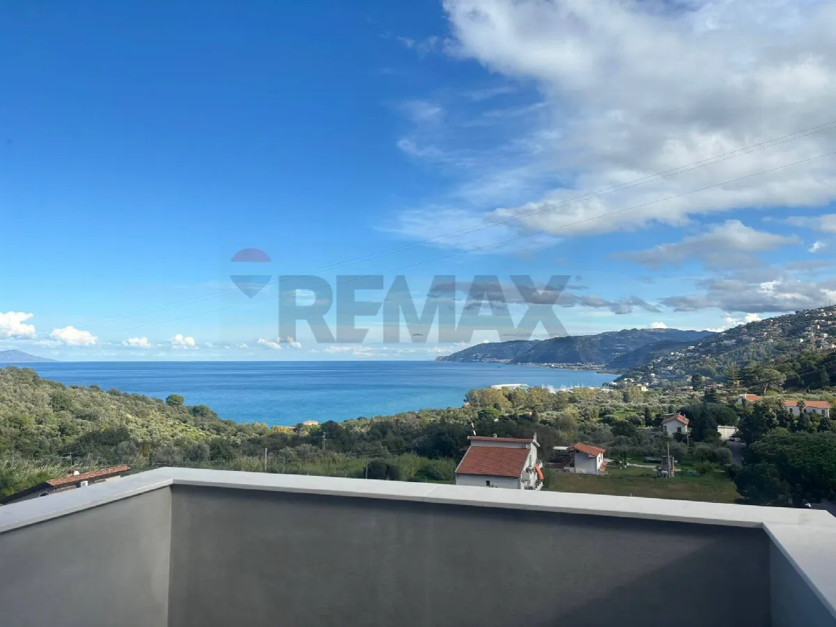 Attico/Mansarda in vendita a Capo d'Orlando, San Martino - foto 1
